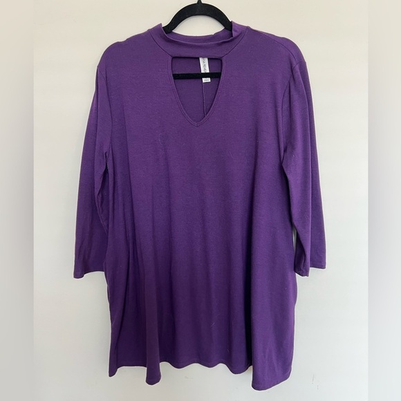 Zenana Outfitters Purple Relaxed Cut Out Tunic Size L - Picture 1 of 6